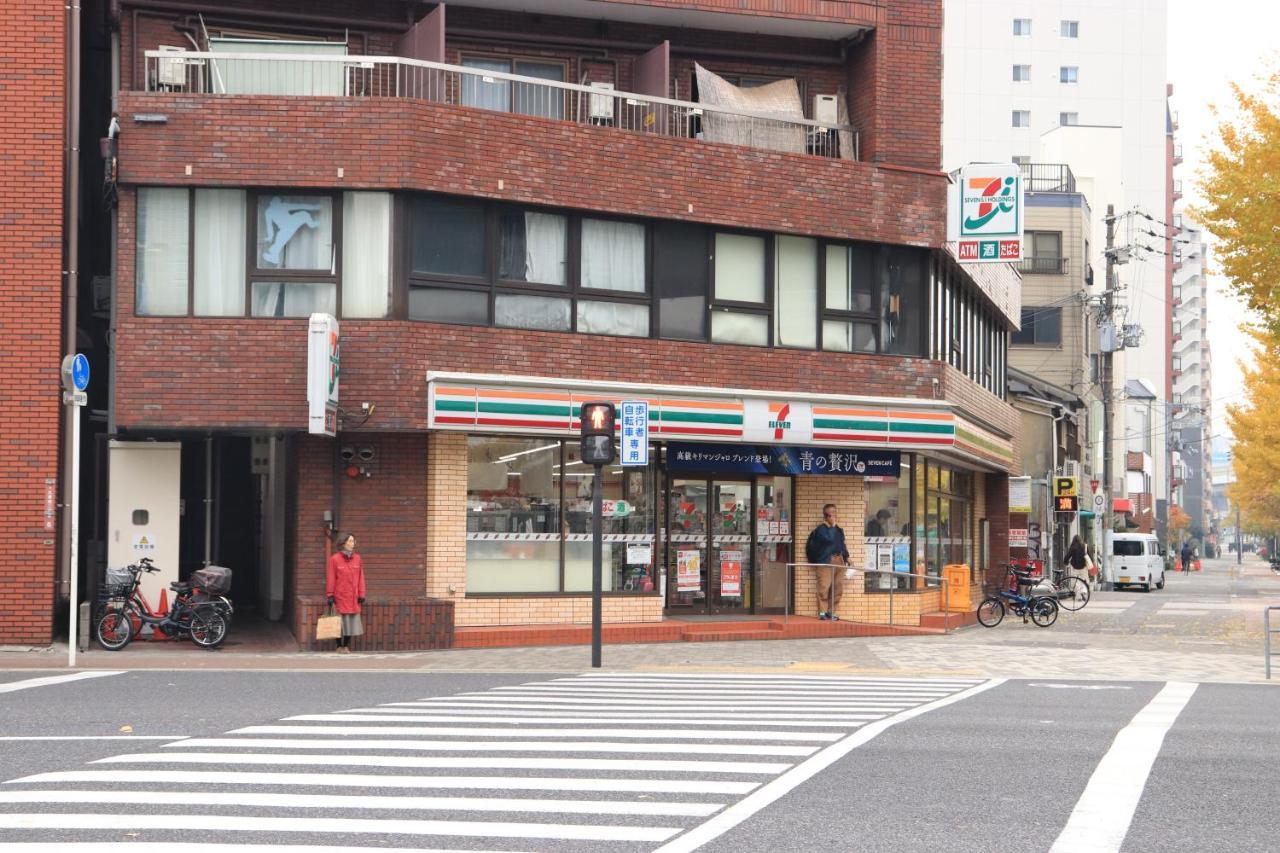大阪ドーム徒歩10分、九条駅から3分、難波直通6分、海遊館7分、Usj11分 Villa Luaran gambar